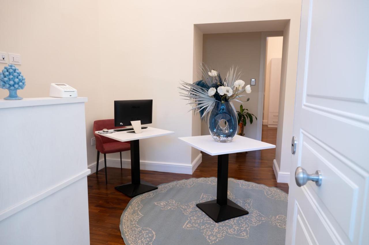 Bernini House Naples Hotel Ngoại thất bức ảnh