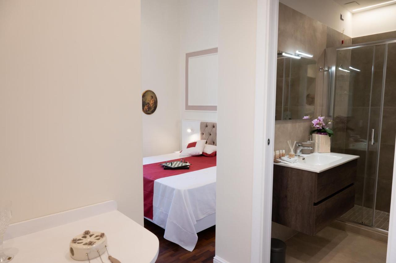 Bernini House Naples Hotel Ngoại thất bức ảnh