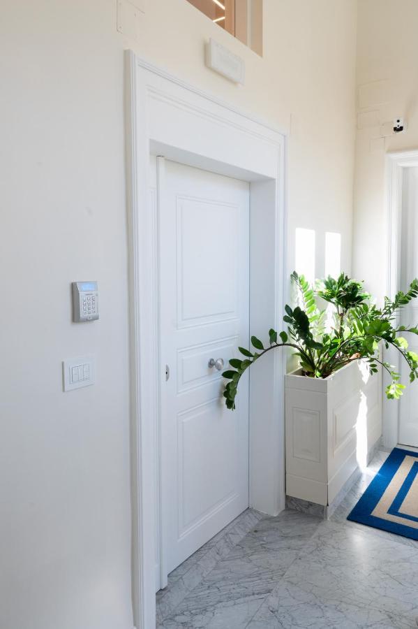 Bernini House Naples Hotel Ngoại thất bức ảnh