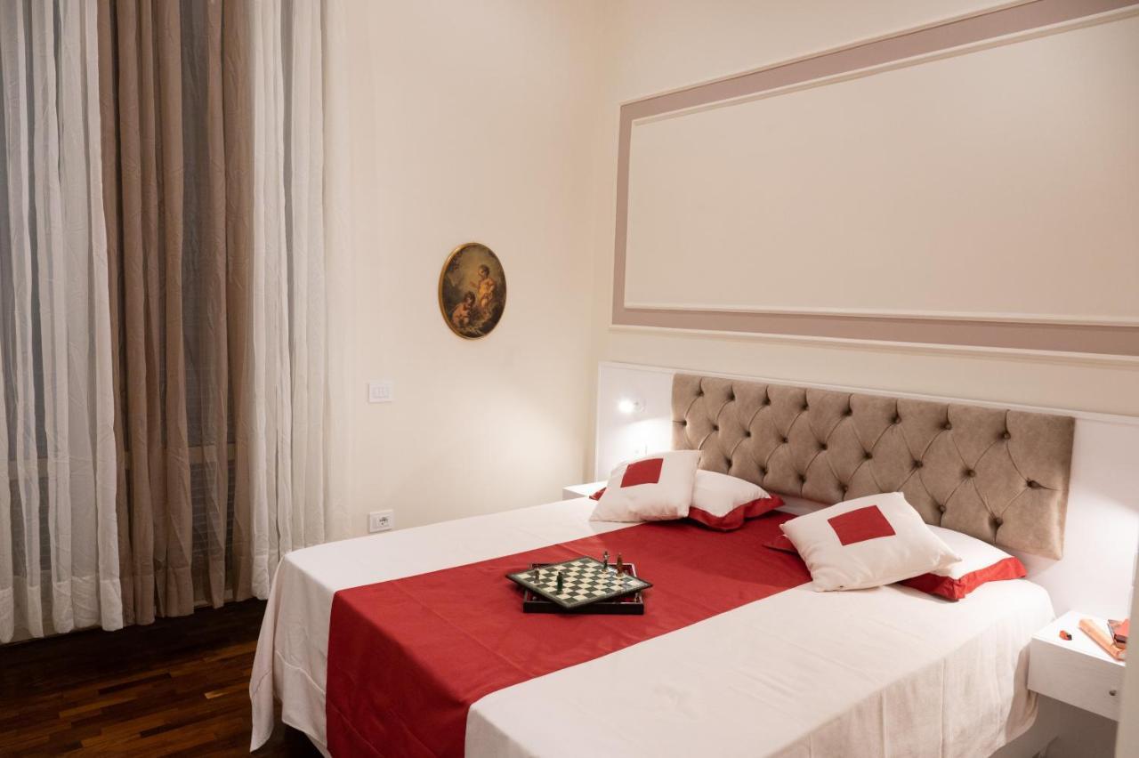 Bernini House Naples Hotel Ngoại thất bức ảnh