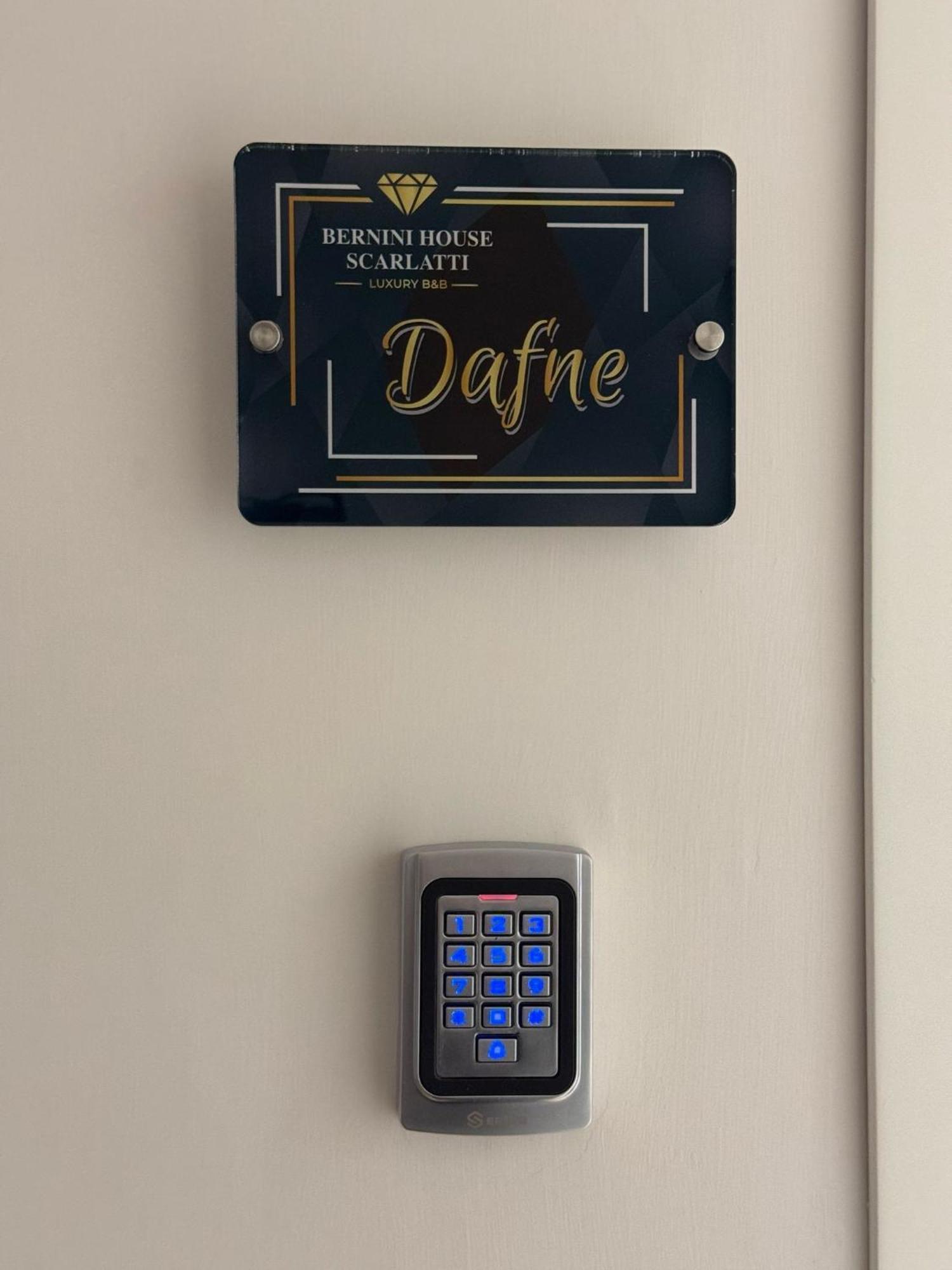 Bernini House Naples Hotel Ngoại thất bức ảnh