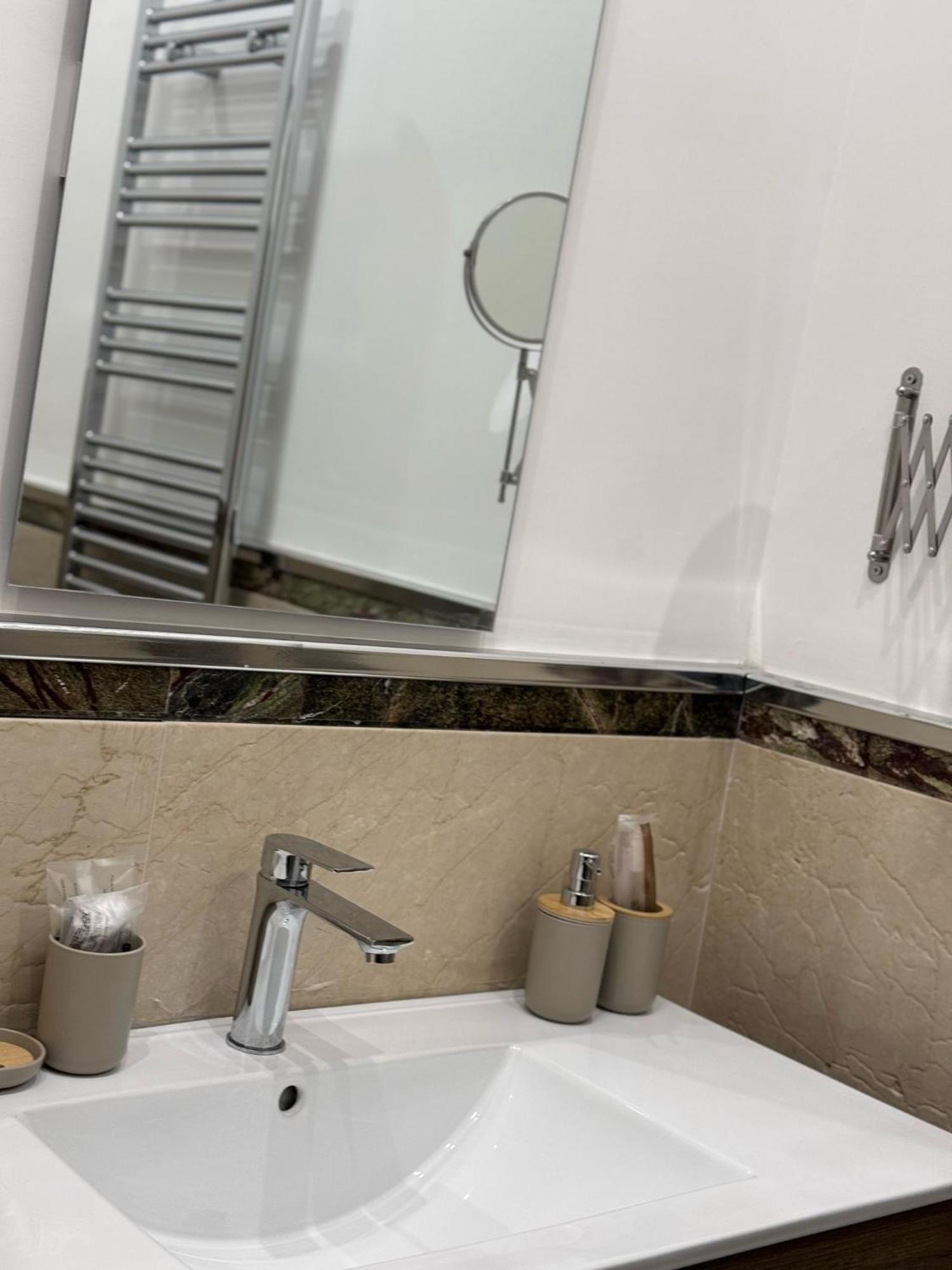 Bernini House Naples Hotel Ngoại thất bức ảnh